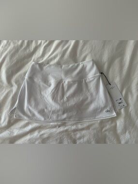 Alo Yoga Alosoft Affection Tennis Skirt Medium NWT